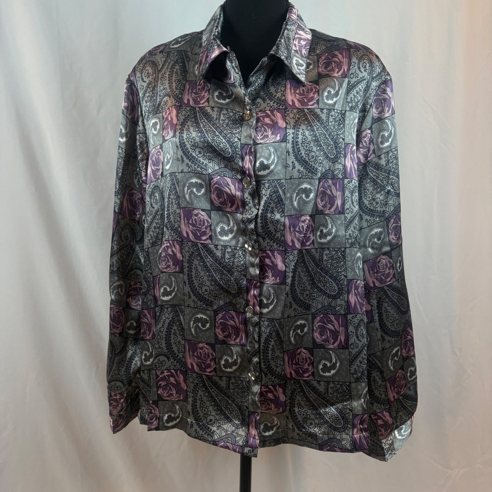 Dress Barn Woman 1X Purple Grey Paisley Satin Button Down Blouse Top Vintage